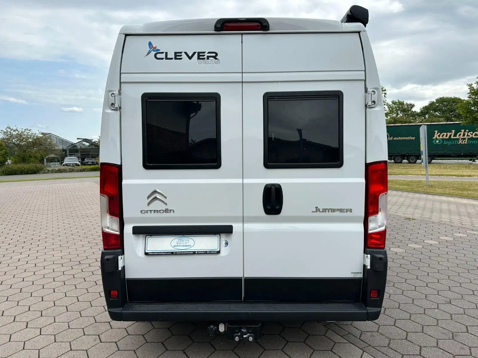 CLEVER Van 600 Celebration